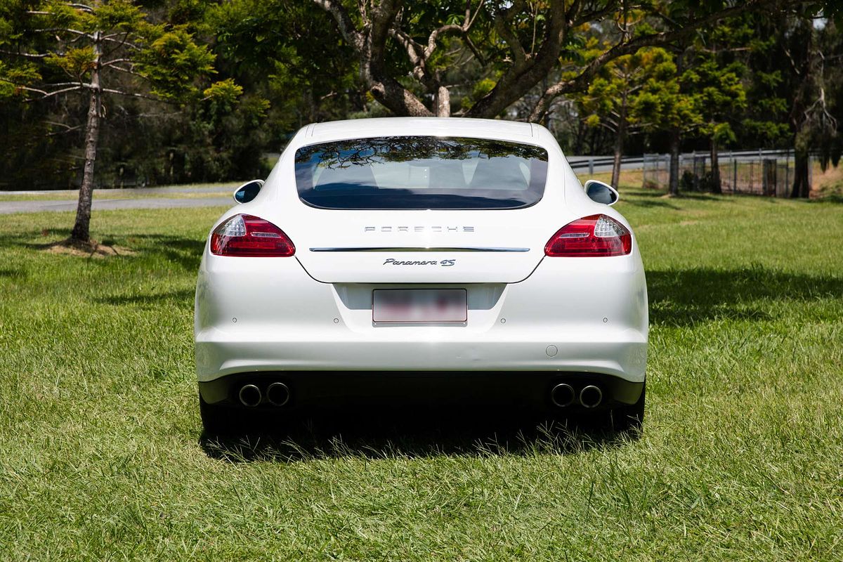 2011 Porsche Panamera 4S 970