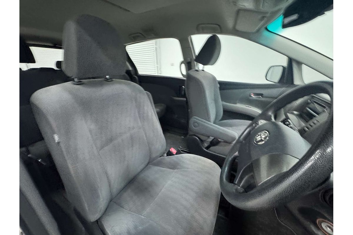 2011 Toyota Tarago GLi ACR50R