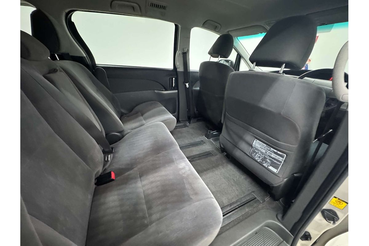 2011 Toyota Tarago GLi ACR50R
