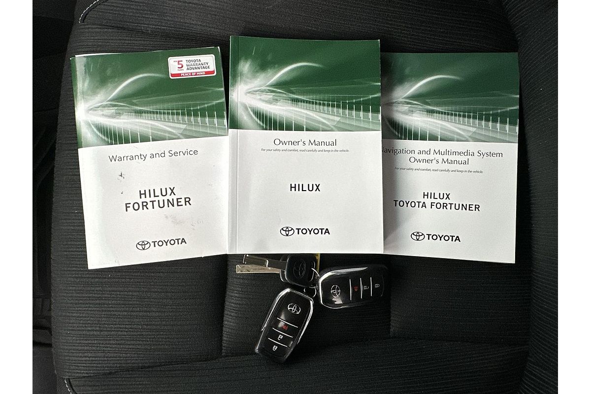 2020 Toyota Hilux SR5 GUN126R 4X4