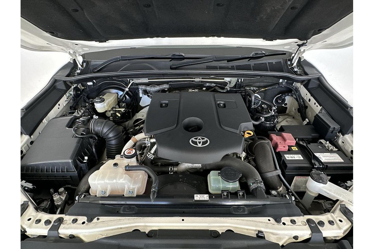 2020 Toyota Hilux SR5 GUN126R 4X4