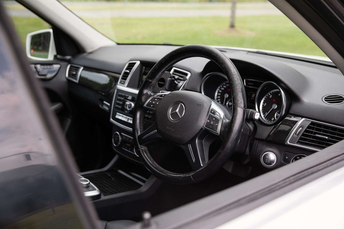 2015 Mercedes-Benz M-Class ML350 BlueTEC W166