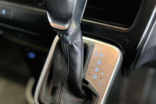 2022 Hyundai STARIA LOAD US4.V1