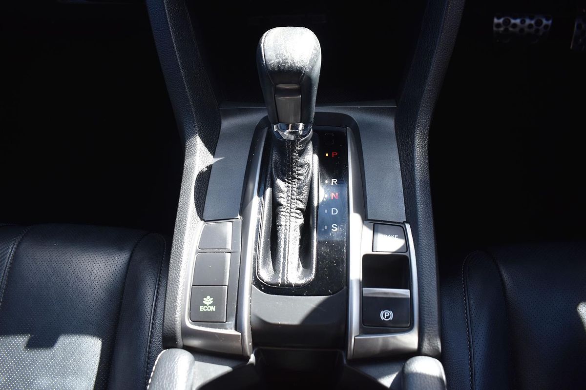2017 Honda Civic VTi-LX 10th Gen