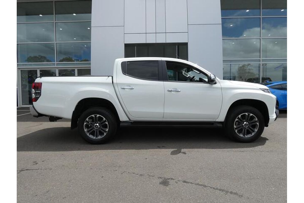 2023 Mitsubishi Triton GLS MR 4X4