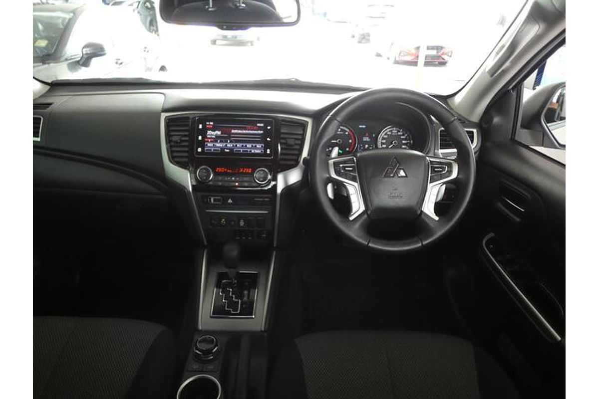 2023 Mitsubishi Triton GLS MR 4X4