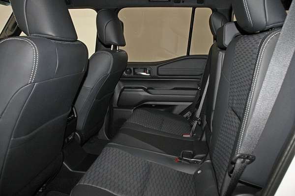 2024 Toyota Landcruiser Prado VX GDJ251R