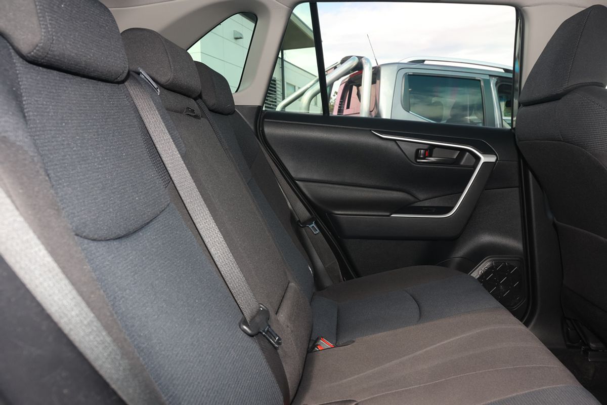 2019 Toyota RAV4 GX AXAH54R