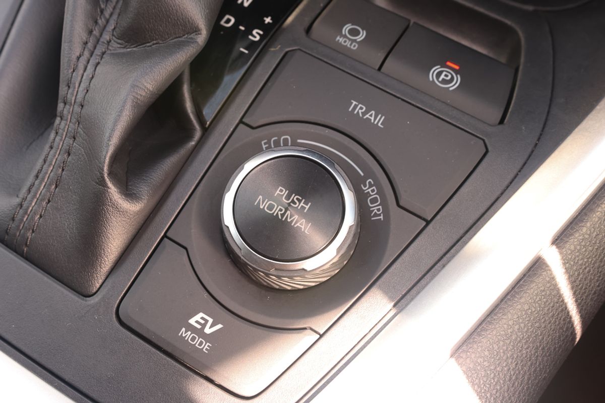 2019 Toyota RAV4 GX AXAH54R