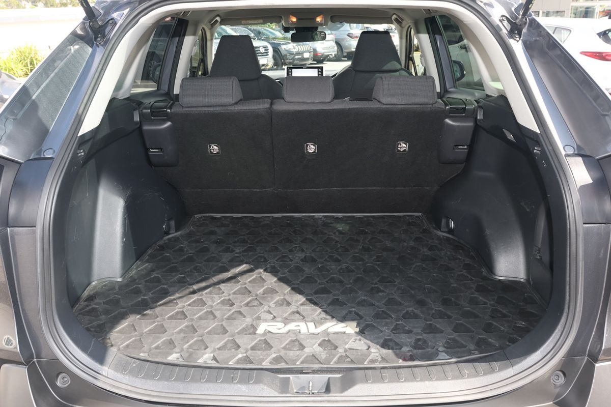 2019 Toyota RAV4 GX AXAH54R