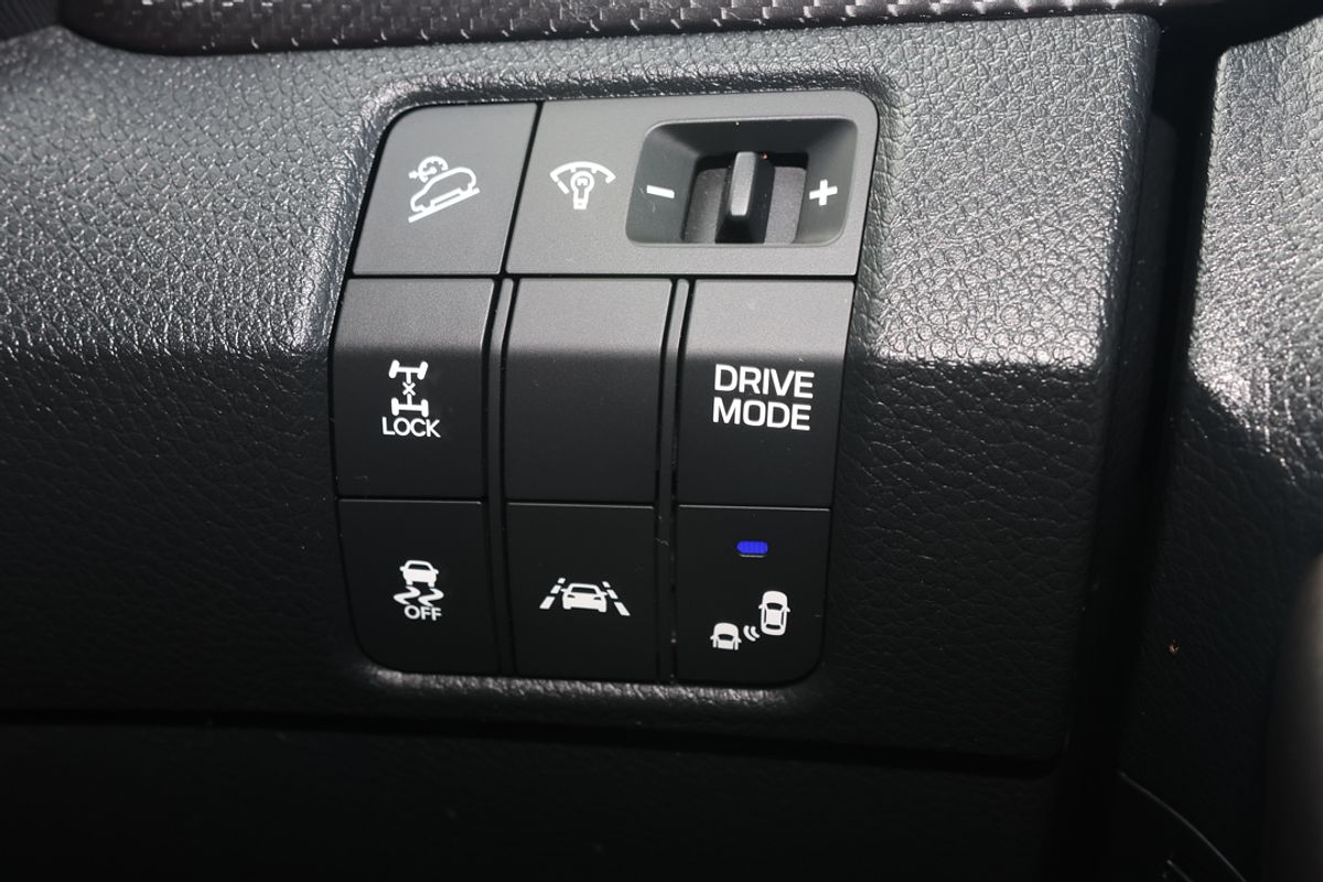 2016 Hyundai Santa Fe Highlander DM3 Series II