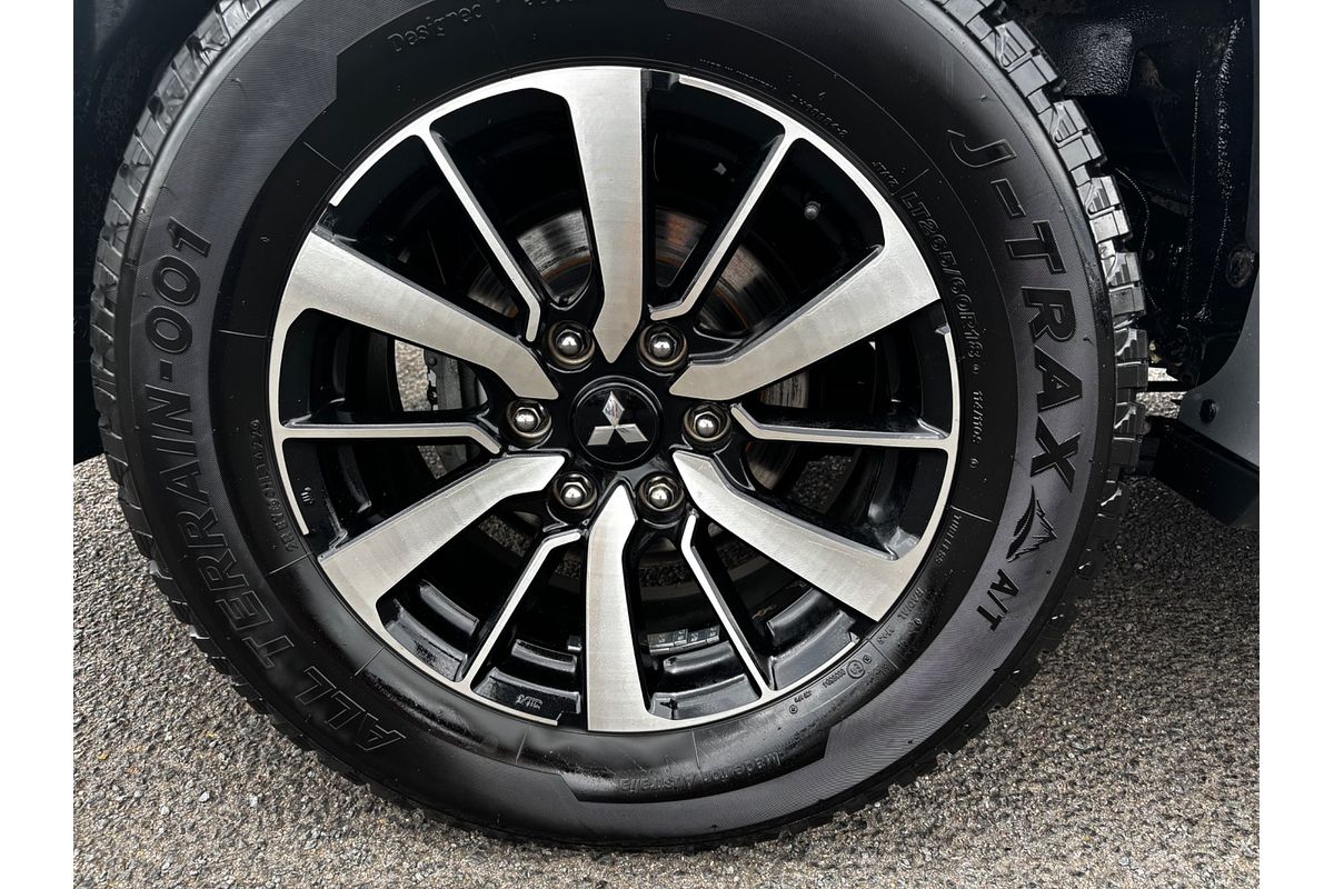2019 Mitsubishi Pajero Sport GLS QE