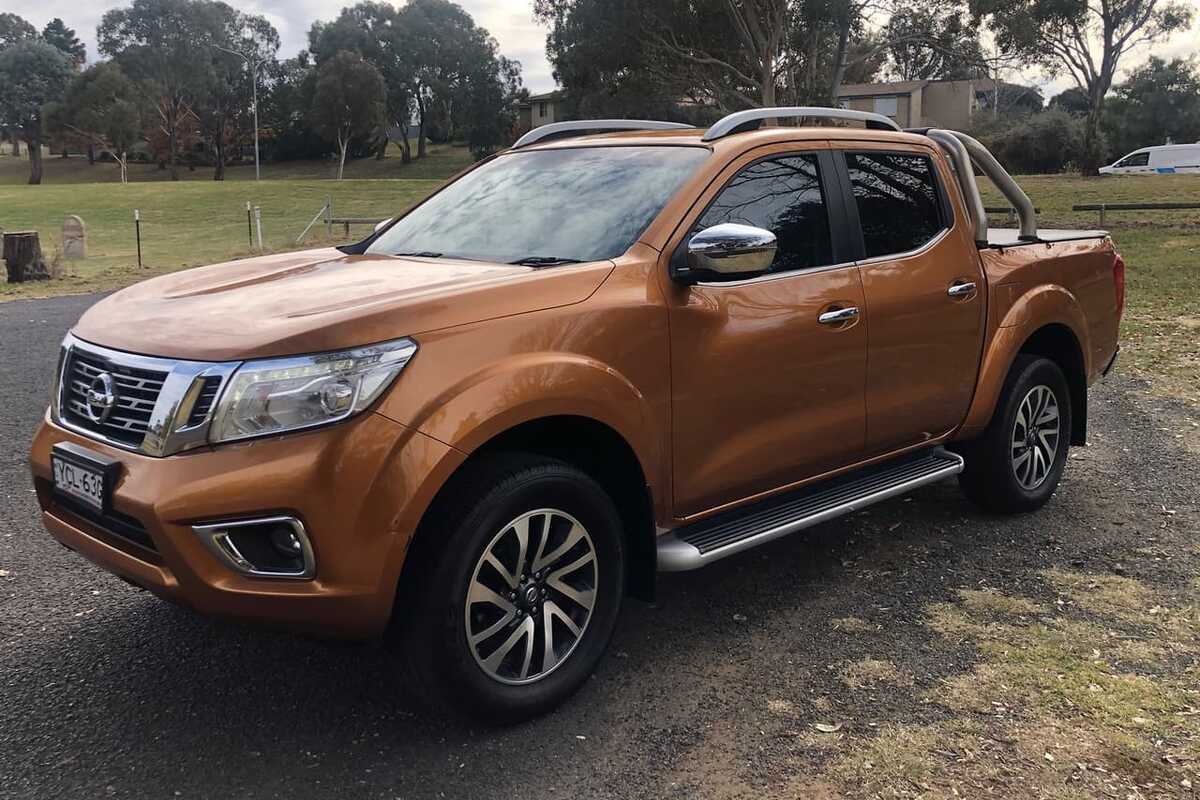 2015 Nissan NAVARA ST-X D23
