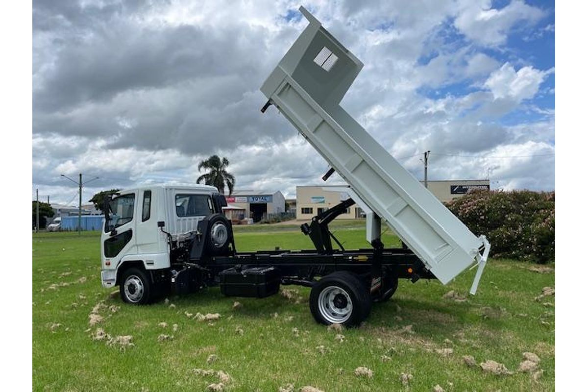 2024 Fuso Fighter 1124