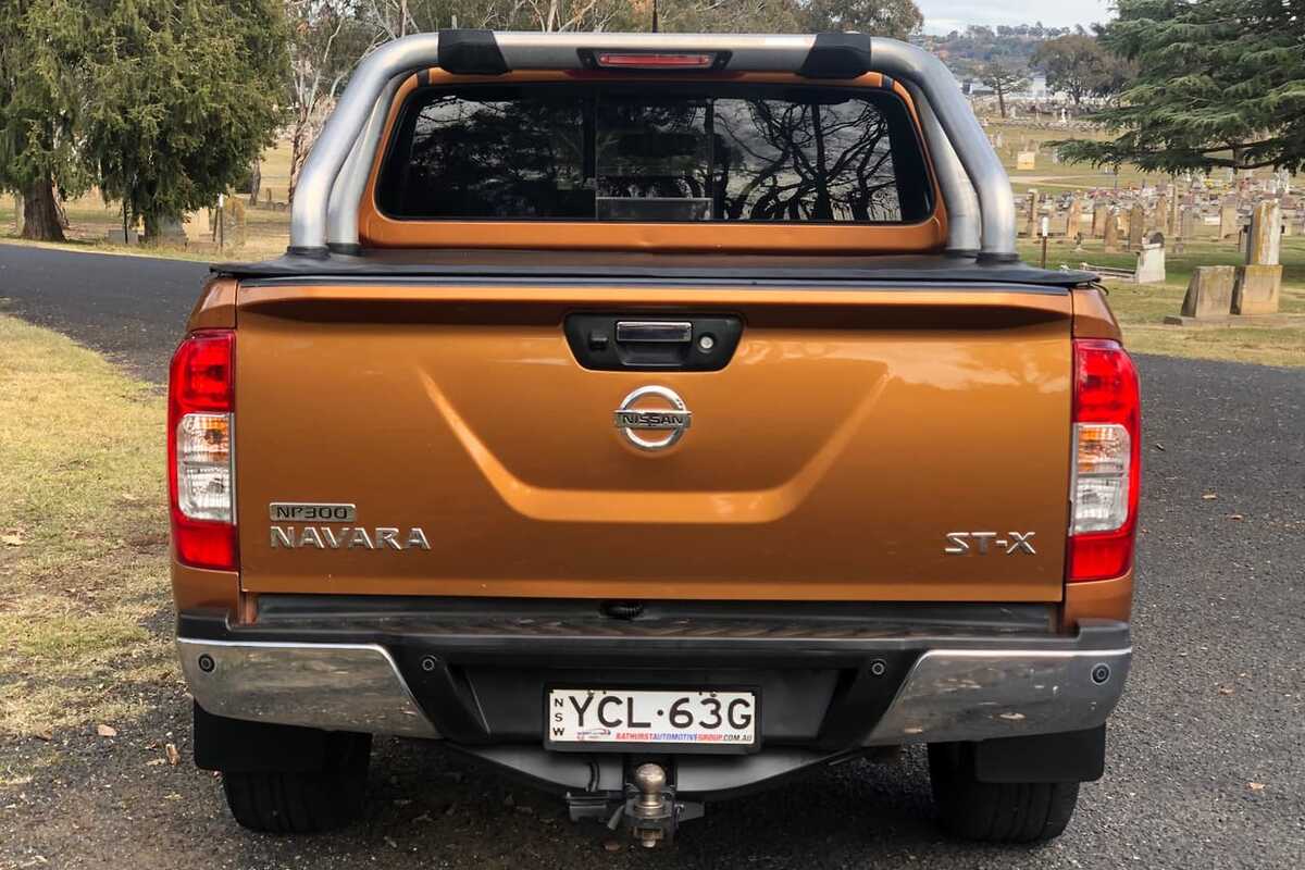 2015 Nissan NAVARA ST-X D23