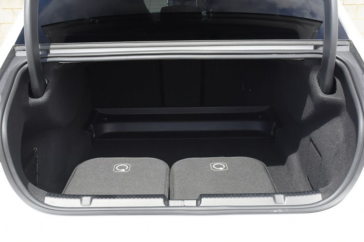 2023 Mercedes-Benz EQE EQE350 V295