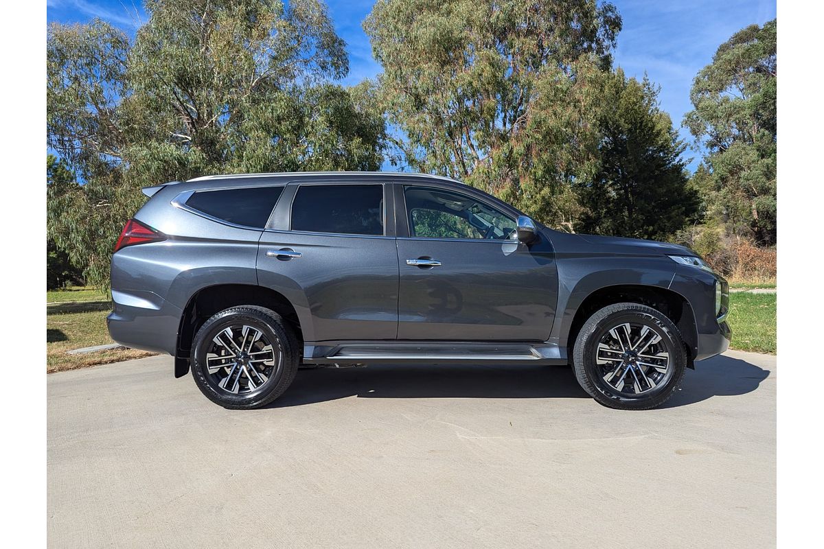 2022 Mitsubishi Pajero Sport GLS QF