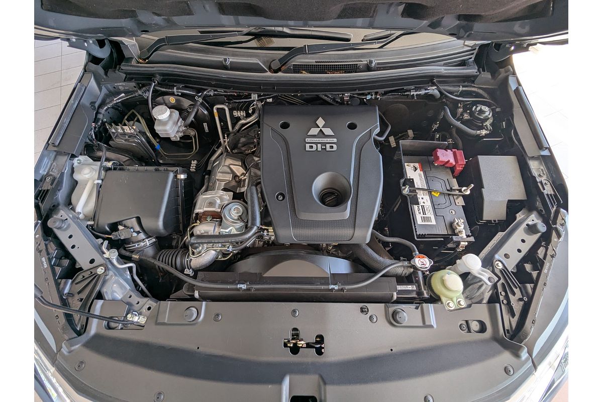 2022 Mitsubishi Pajero Sport GLS QF