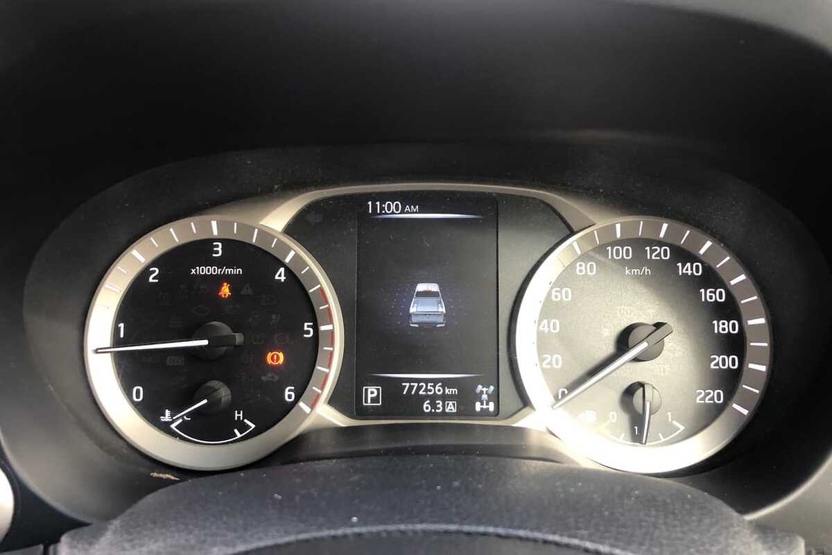 2015 Nissan NAVARA ST-X D23