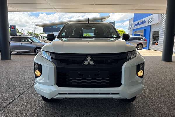 2023 Mitsubishi Triton GLX MR 4X4