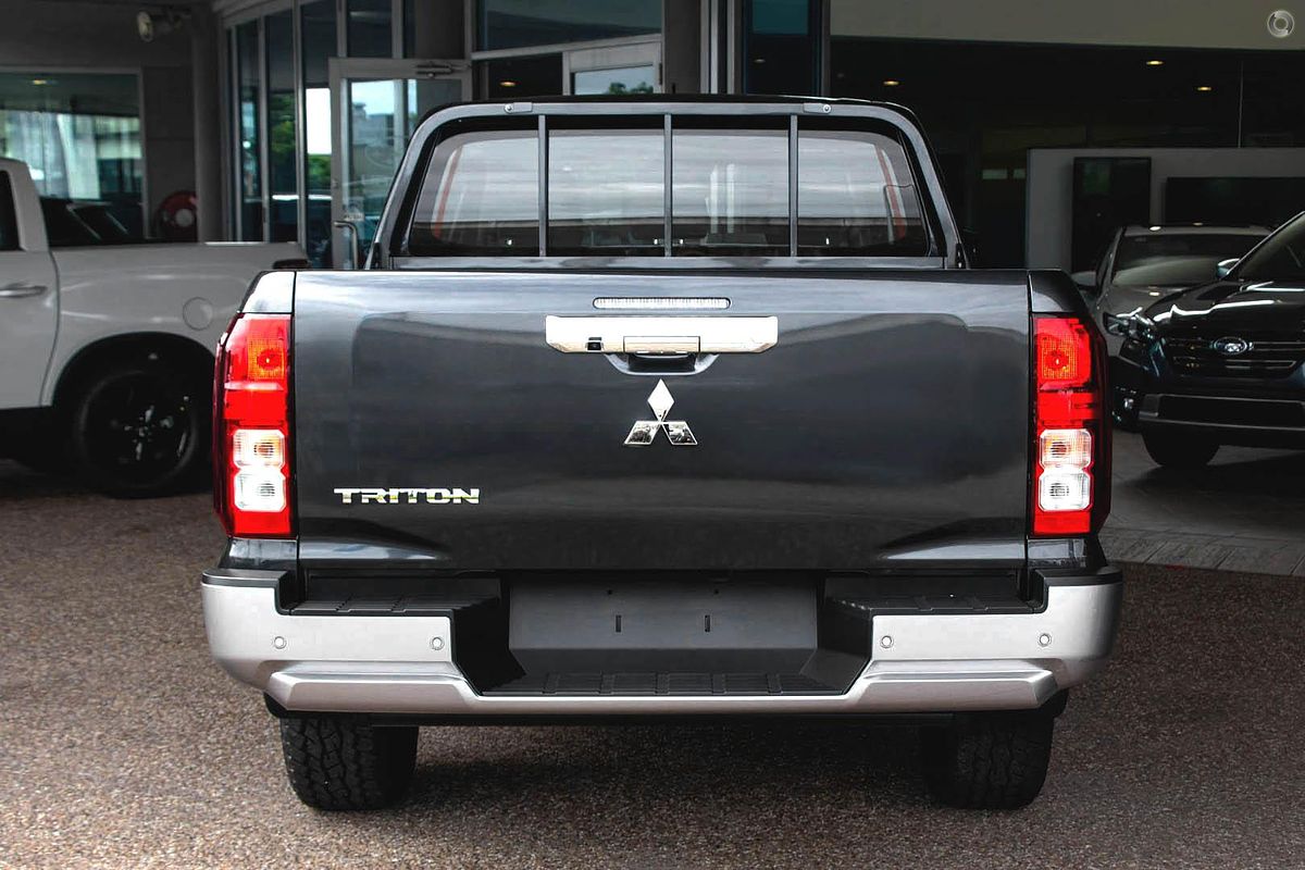 2024 Mitsubishi Triton GLX MV 4X4
