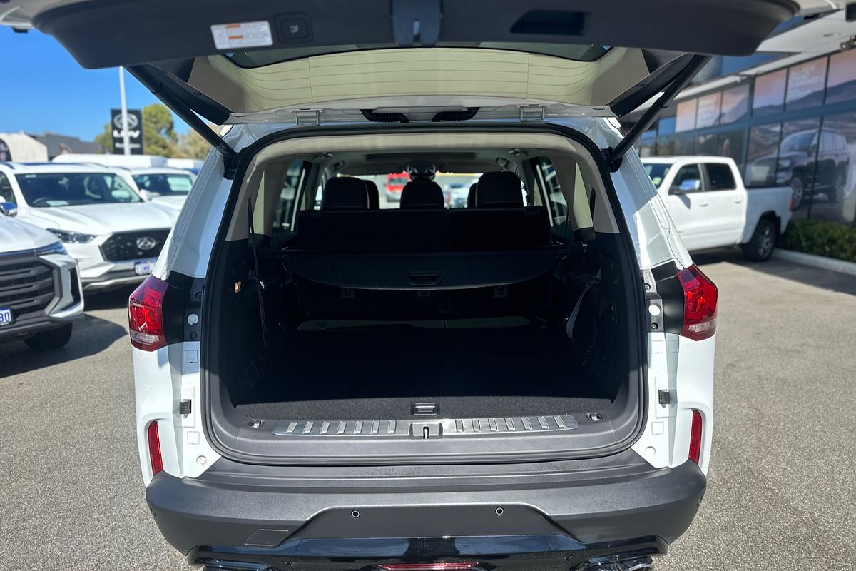 2024 LDV D90 Executive SV9A