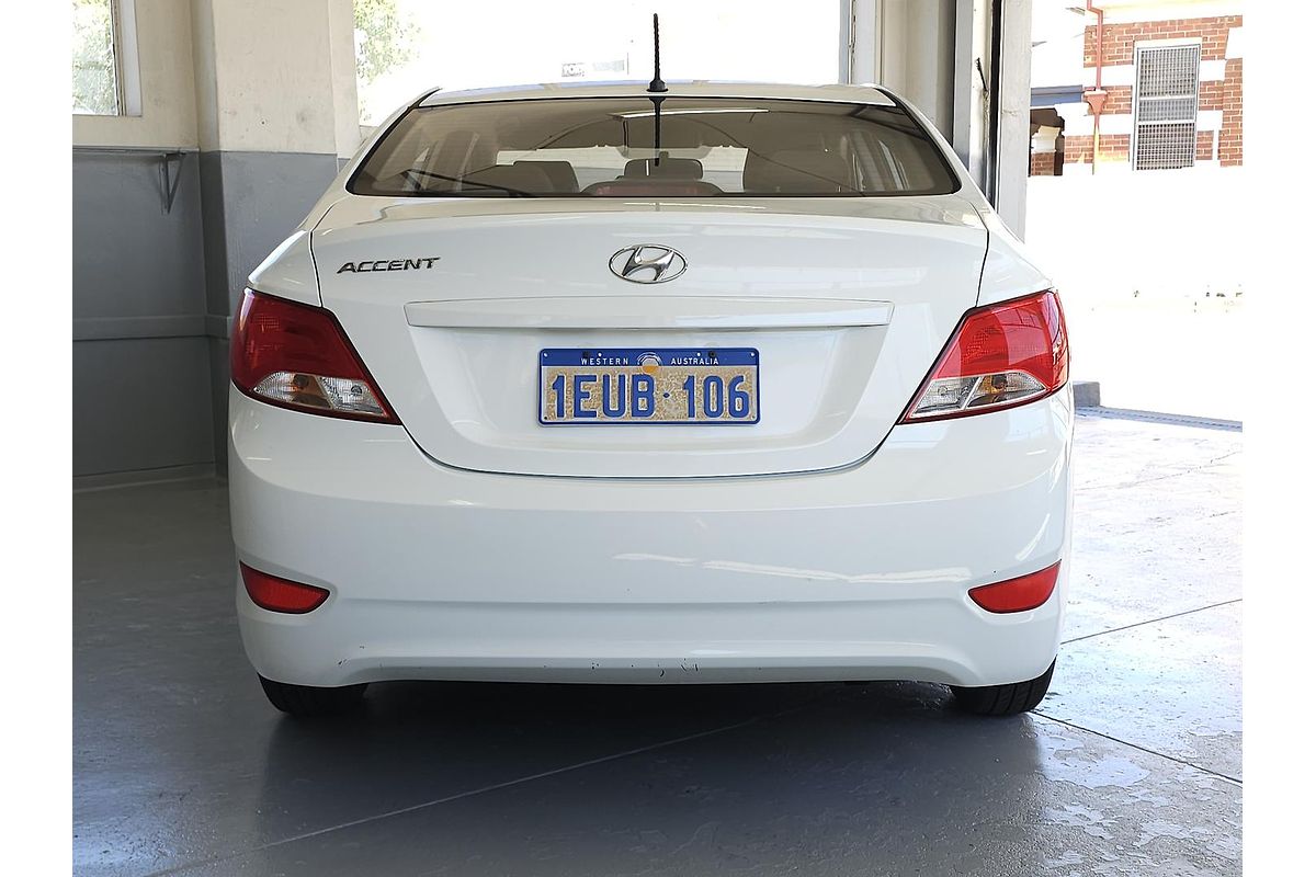 2015 Hyundai Accent Active RB2
