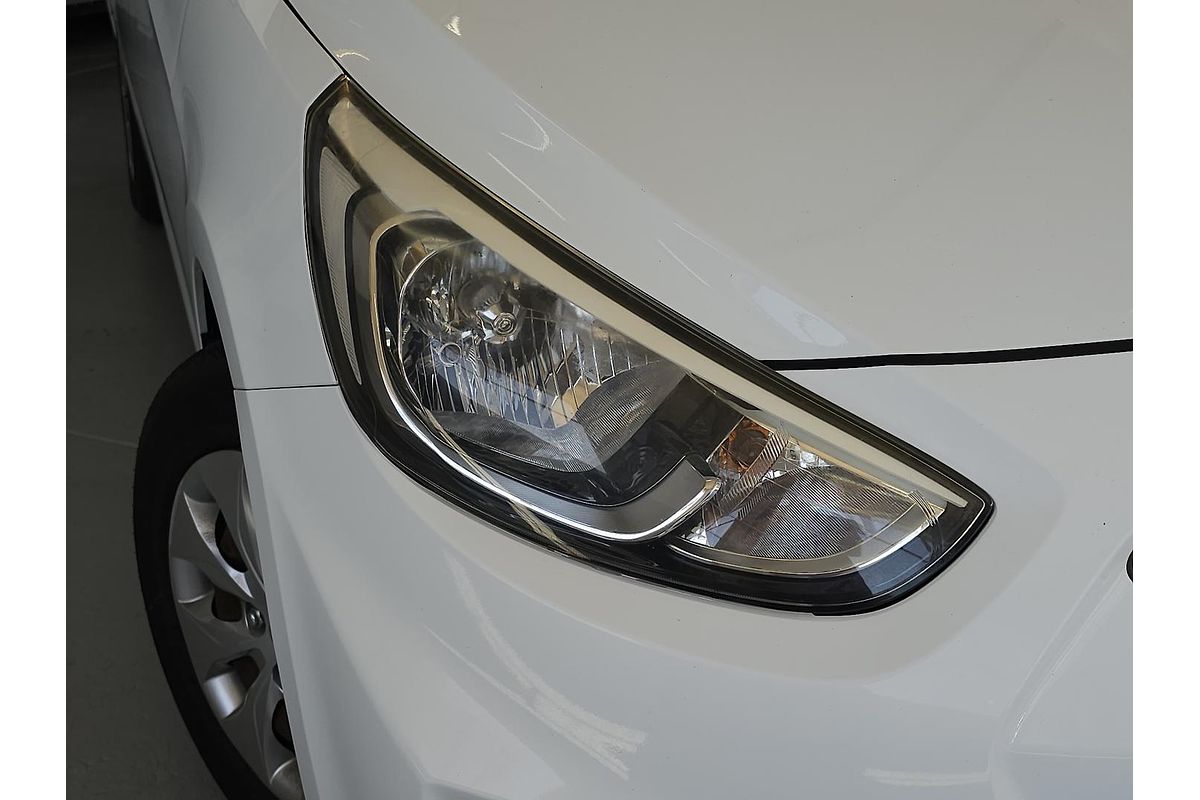 2015 Hyundai Accent Active RB2
