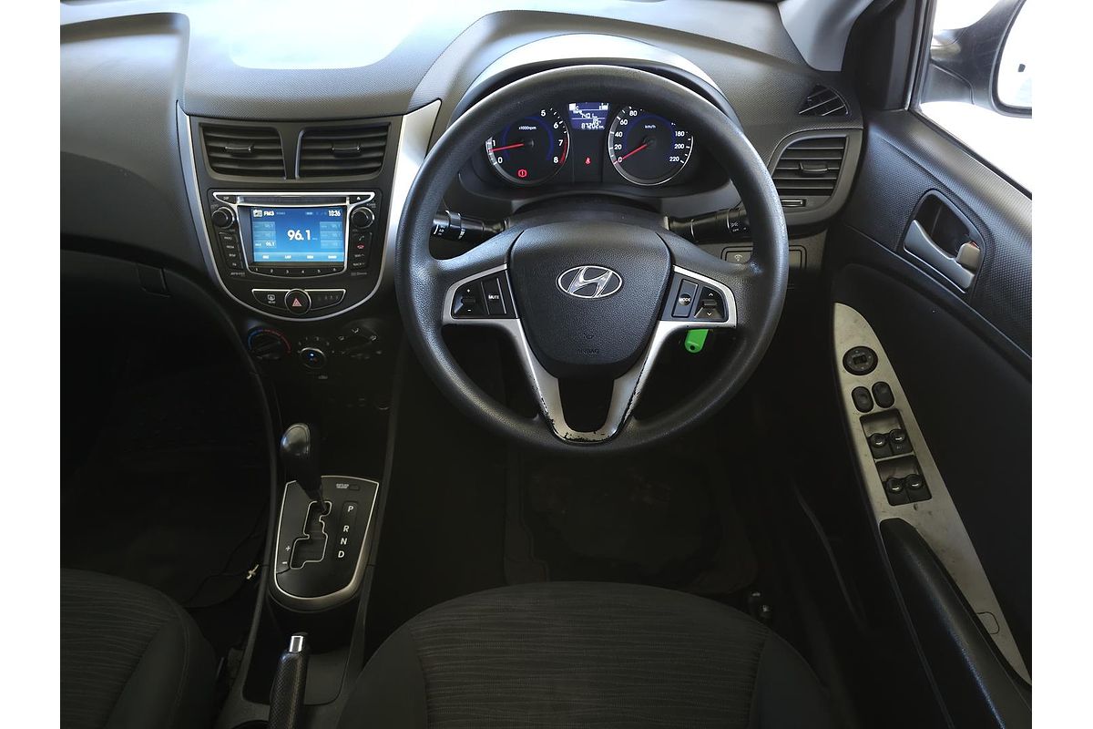 2015 Hyundai Accent Active RB2