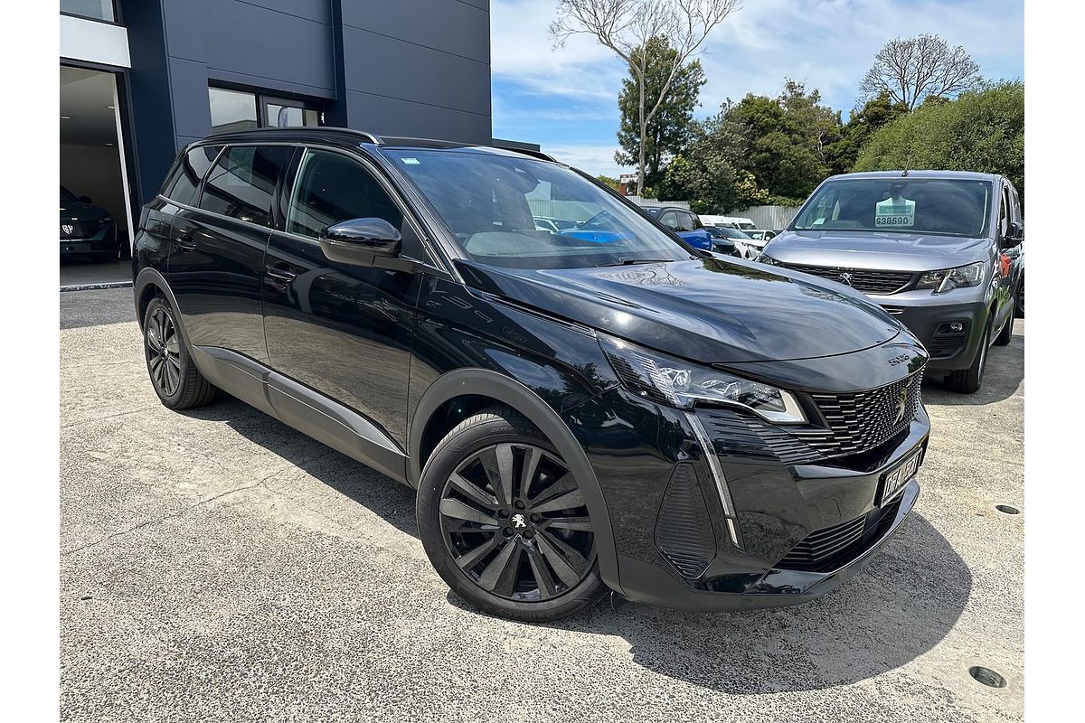 2023 Peugeot 5008 GT Sport P87