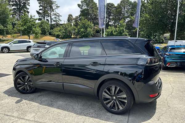 2023 Peugeot 5008 GT Sport P87