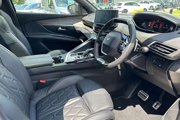 2023 Peugeot 5008 GT Sport P87