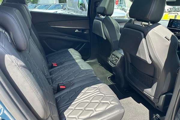 2023 Peugeot 5008 GT Sport P87