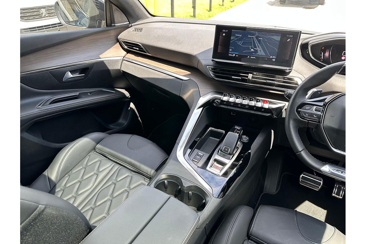 2023 Peugeot 5008 GT Sport P87
