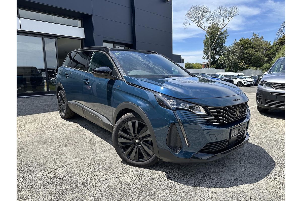 2022 Peugeot 5008 GT Sport P87
