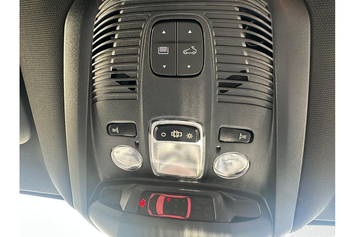 2022 Peugeot 5008 GT Sport P87