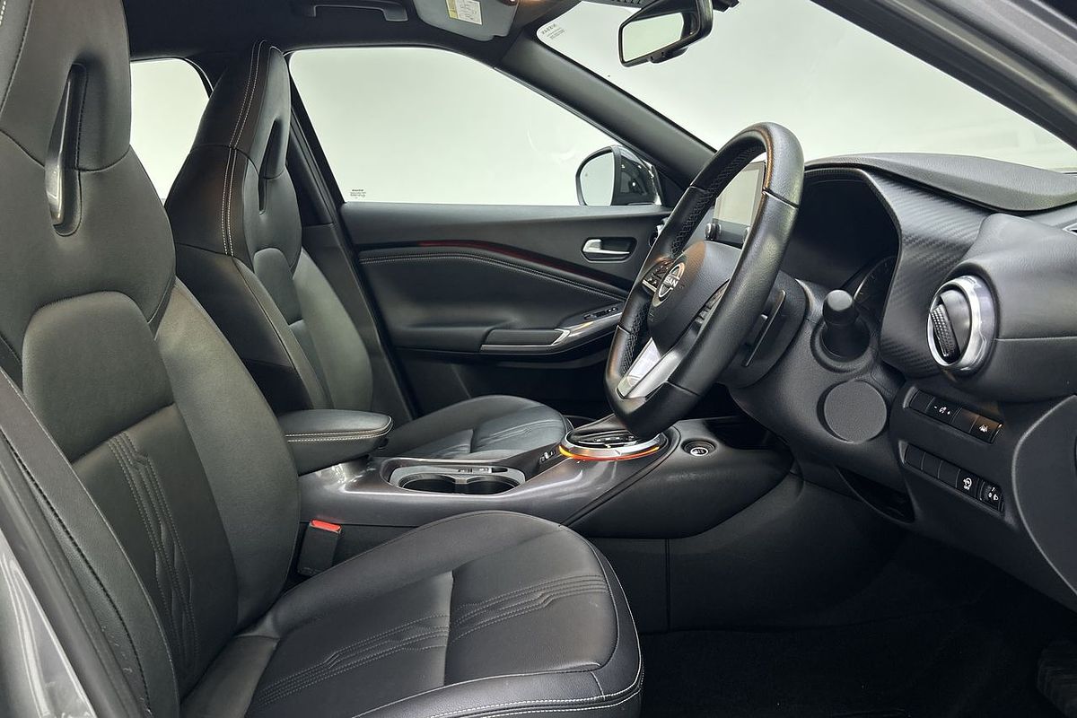 2023 Nissan JUKE ST-L F16