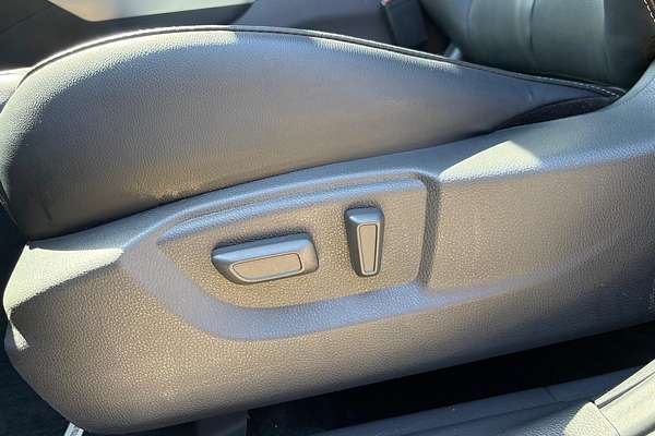2022 Mitsubishi Eclipse Cross Exceed YB