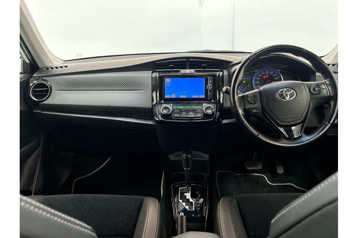 2013 Toyota Corolla Fielder Hybrid WxB NKE165