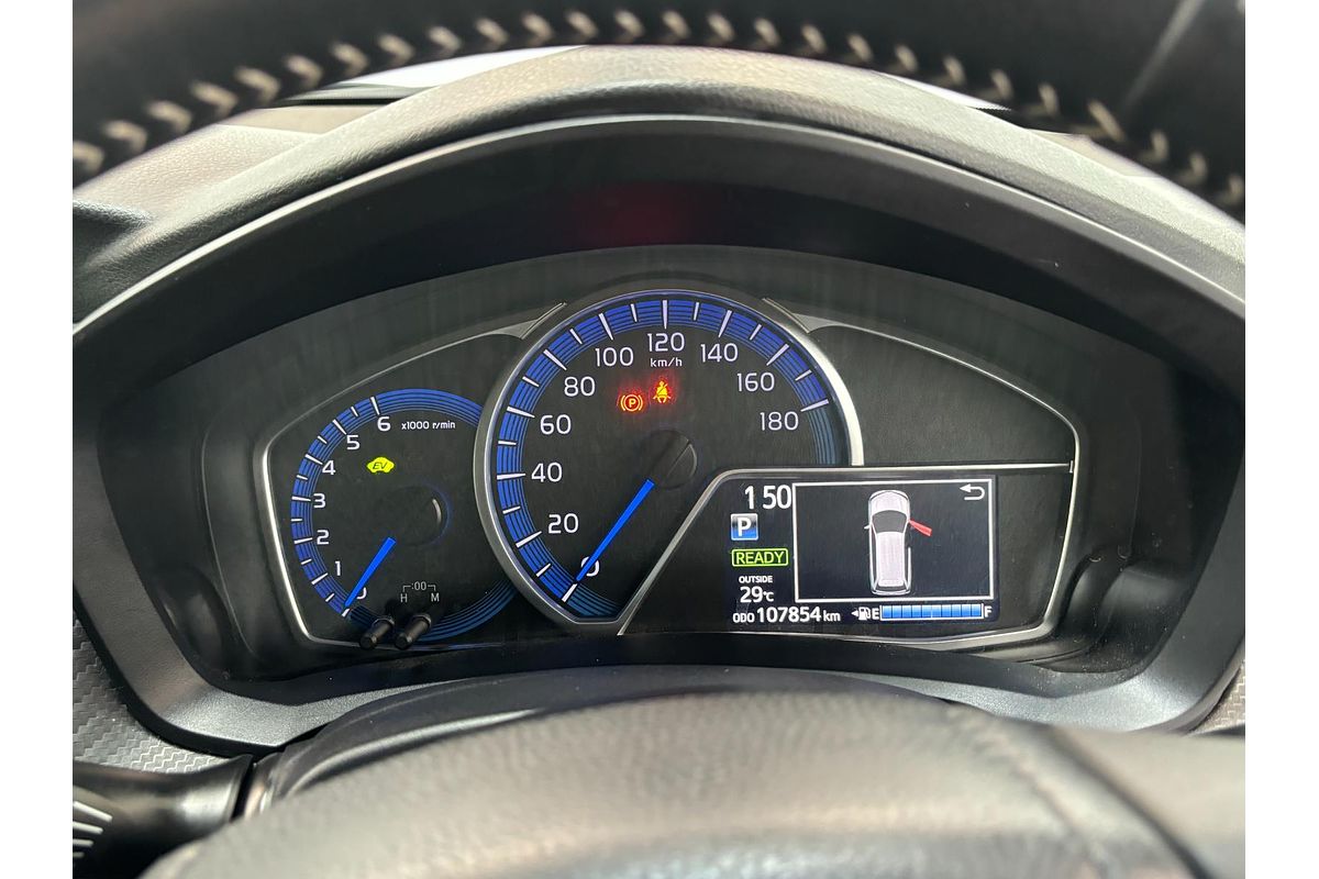 2013 Toyota Corolla Fielder Hybrid WxB NKE165