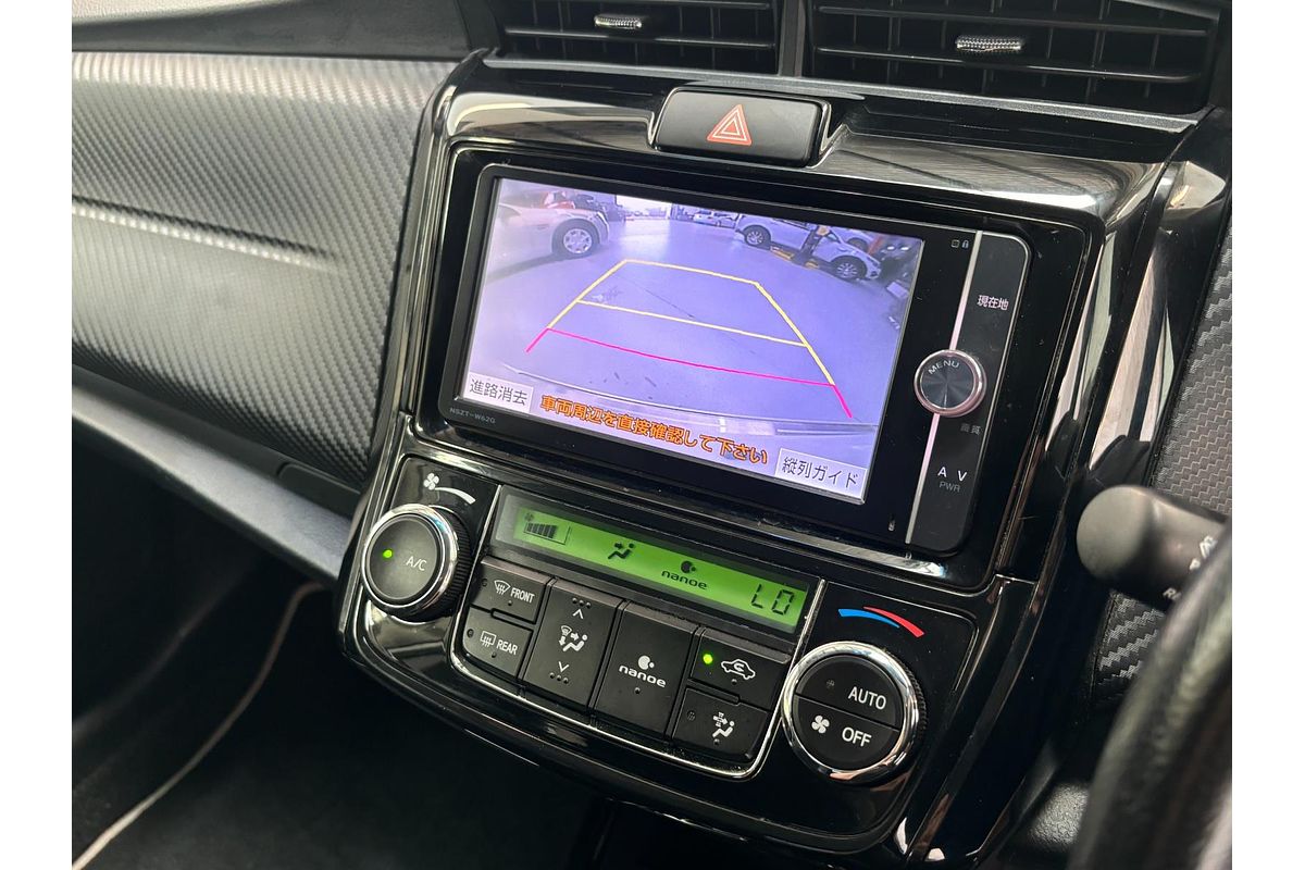 2013 Toyota Corolla Fielder Hybrid WxB NKE165