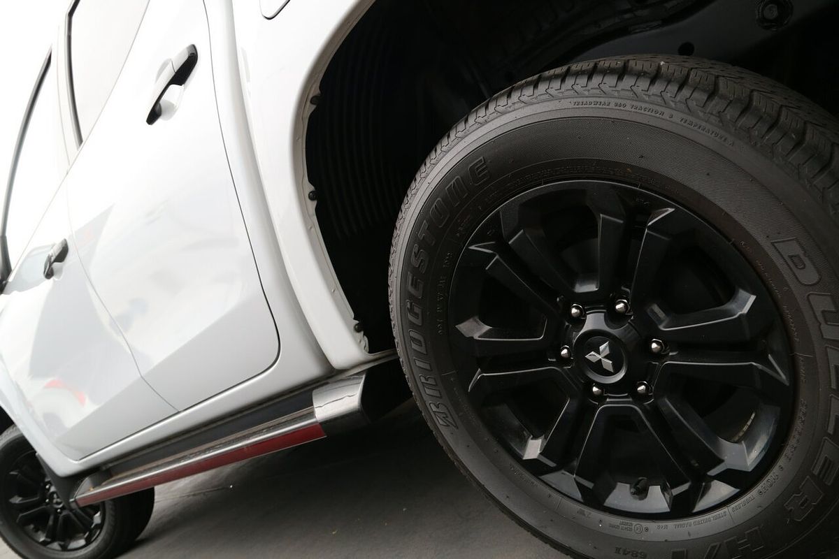 2023 Mitsubishi Triton GLS MR 4X4