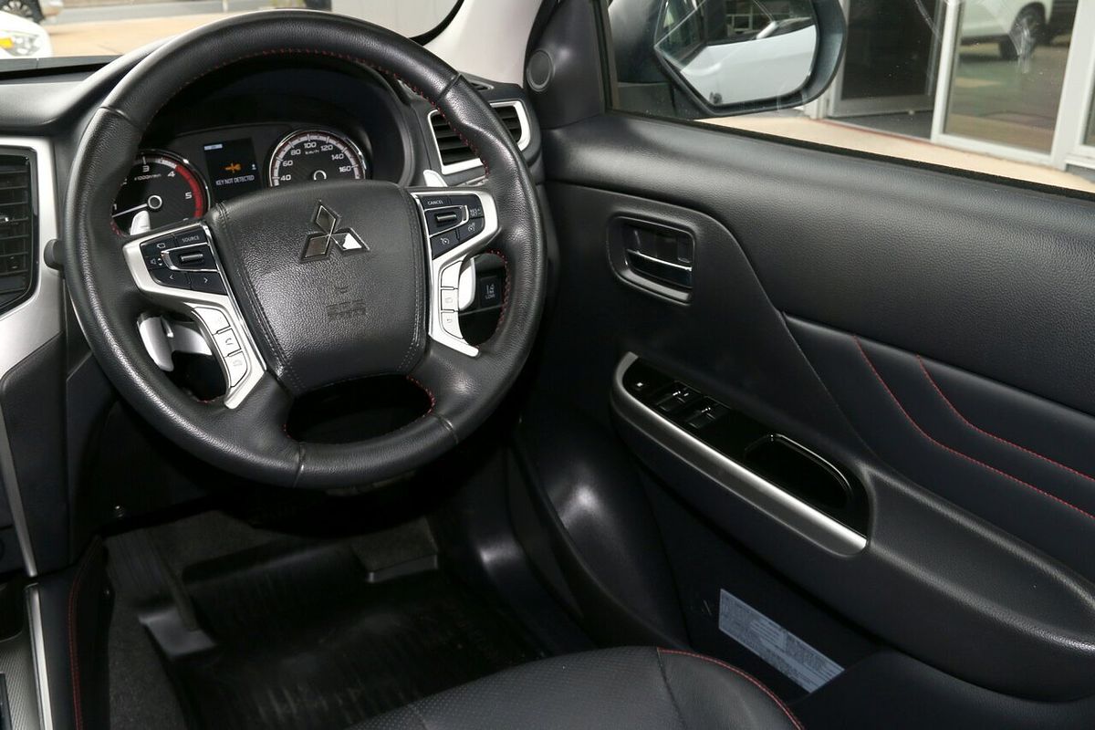 2023 Mitsubishi Triton GLS MR 4X4
