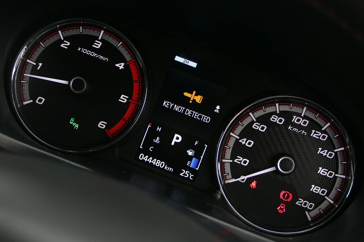 2023 Mitsubishi Triton GLS MR 4X4