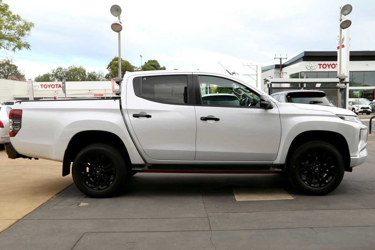 2023 Mitsubishi Triton GLS MR 4X4
