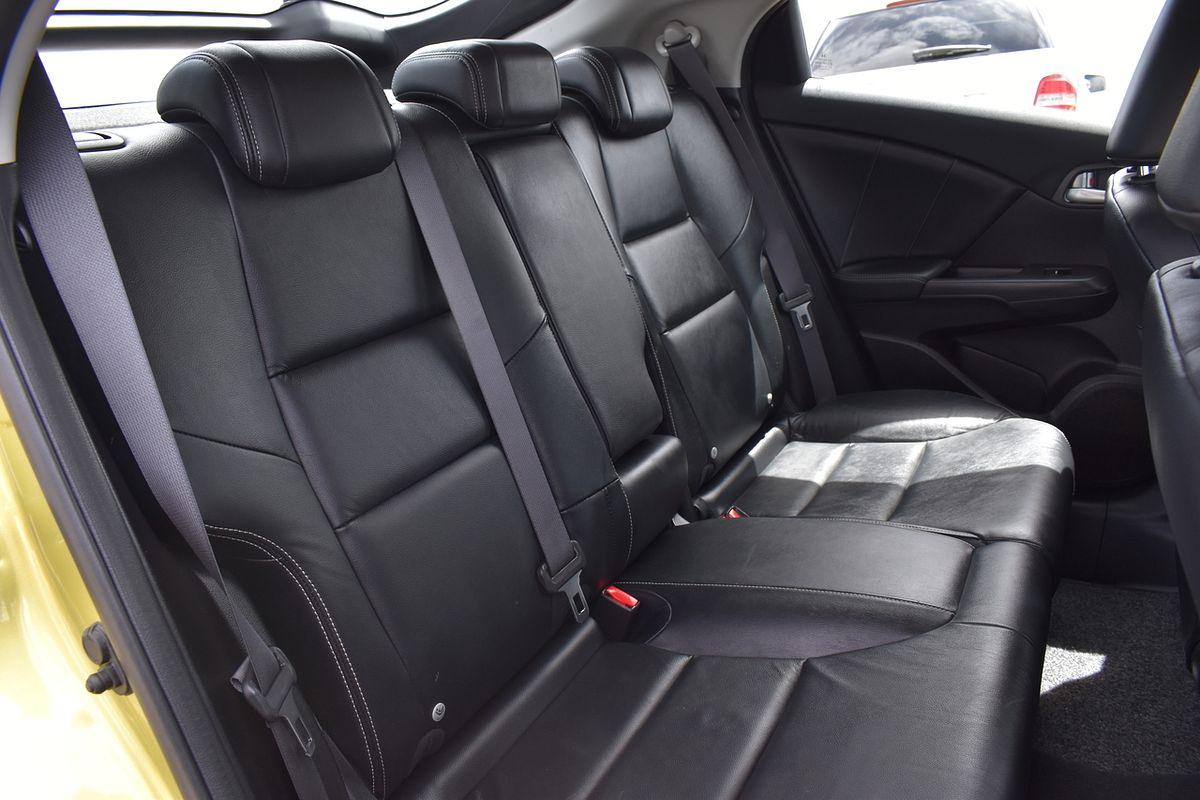 2012 Honda Civic VTi-L 9th Gen