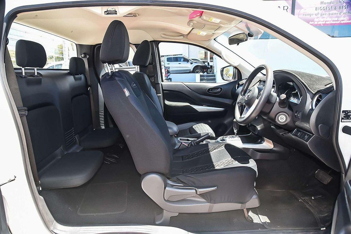 2021 Nissan Navara SL D23 Rear Wheel Drive