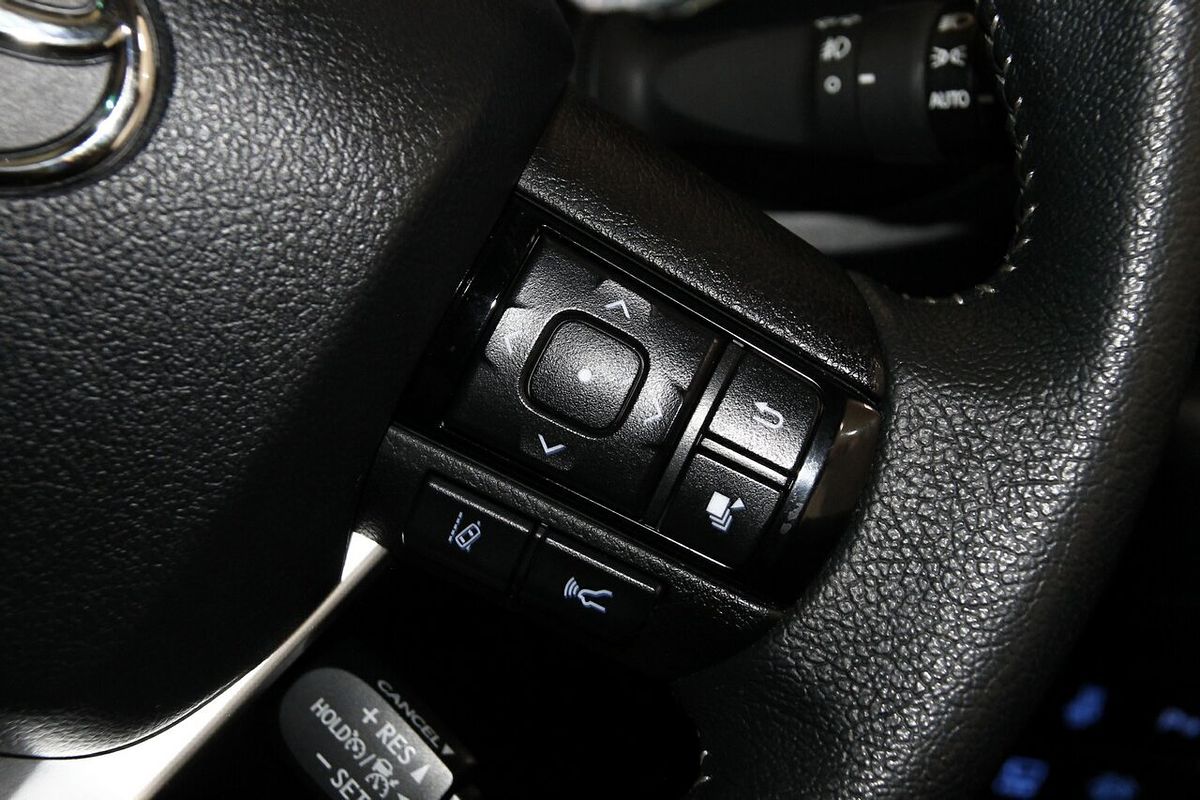 2023 Toyota Hilux SR5 GUN126R 4X4