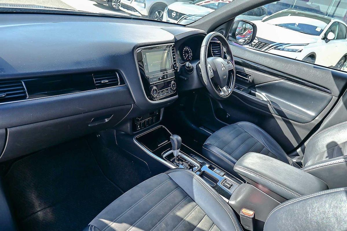 2019 Mitsubishi Outlander Black Edition ZL