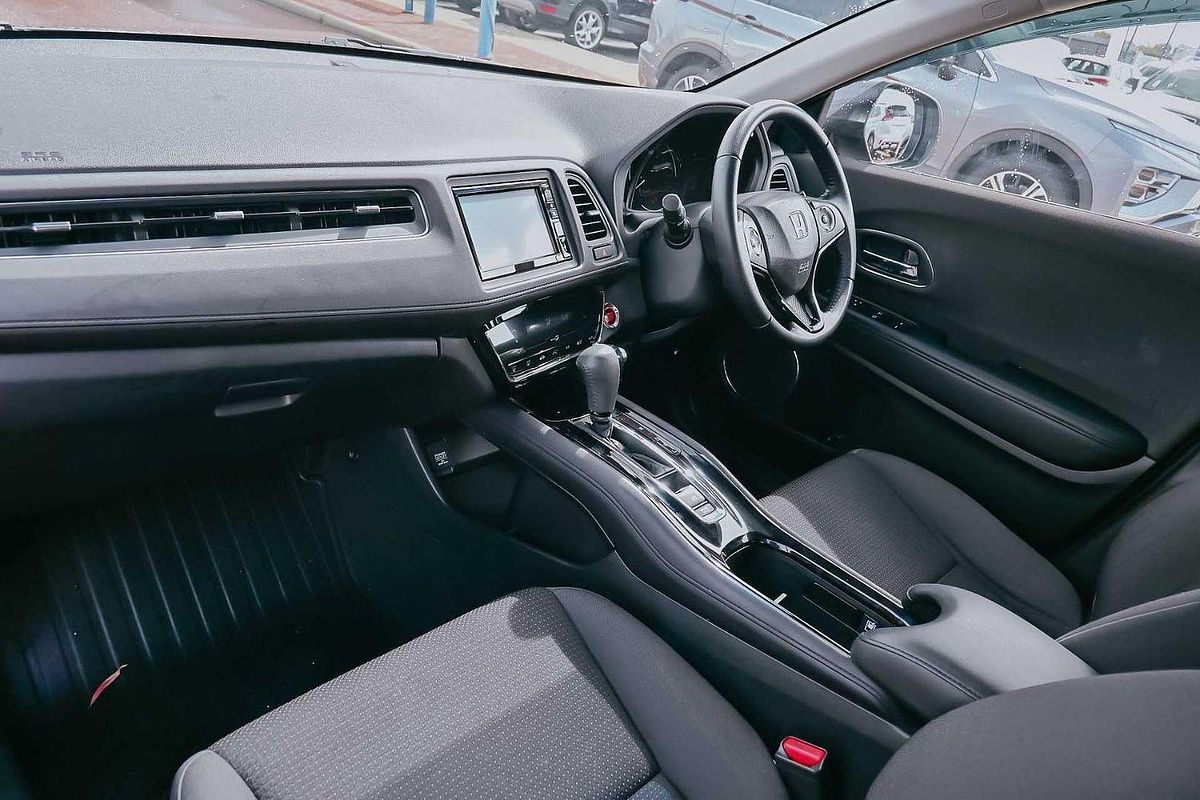 2019 Honda HR-V VTi-S